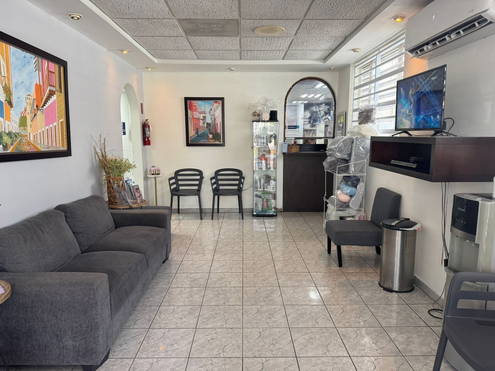 ESC Quiroprácticos, LLC(1)